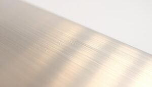 Does stainless steel have lead